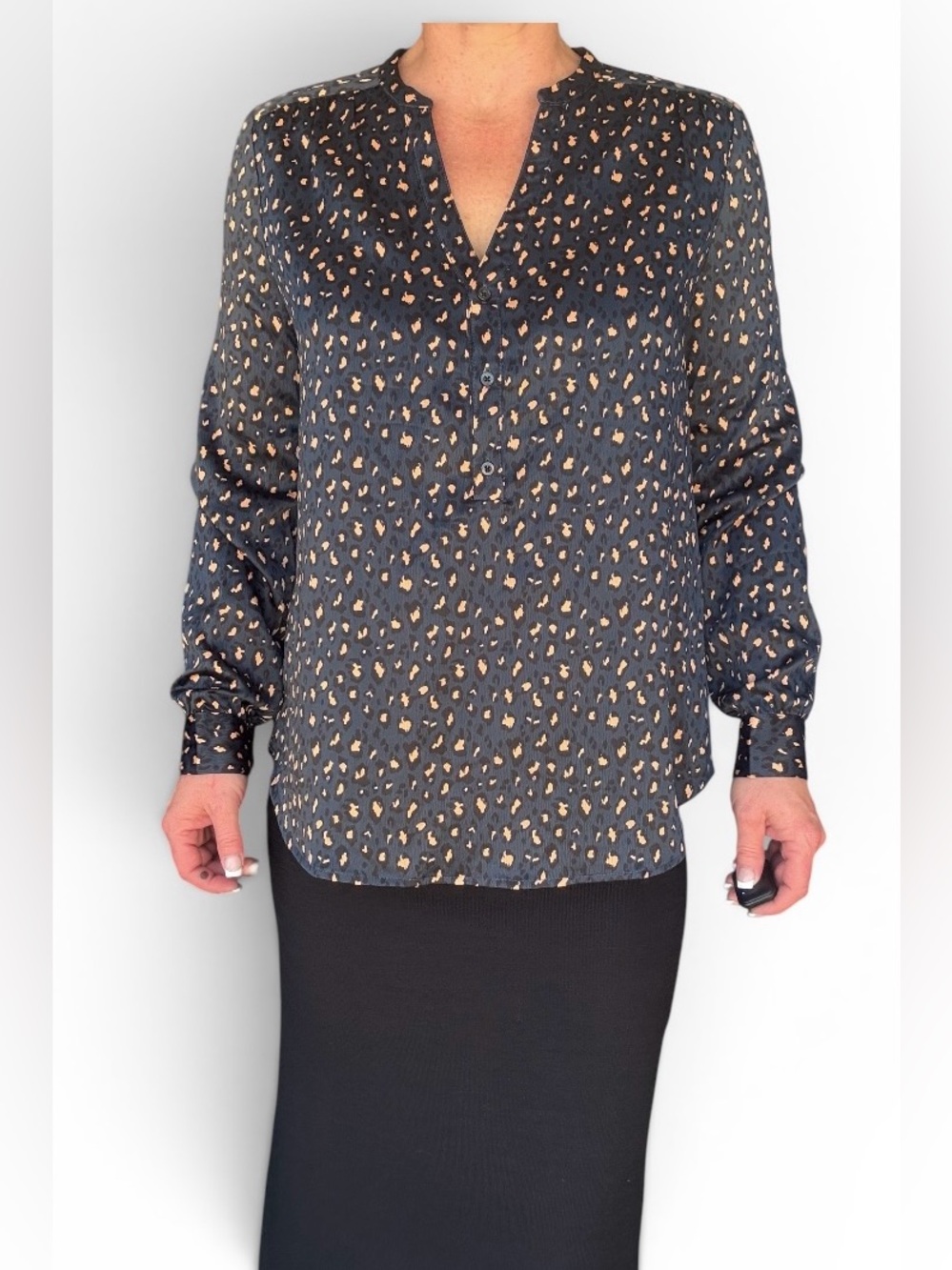 Dip longsleeve button up silk like material